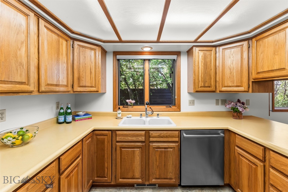 Woodbrook Townhome - Residential