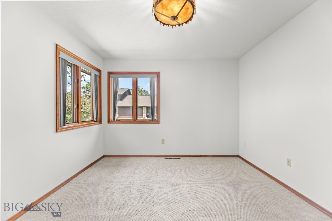 Woodbrook Townhome - Residential