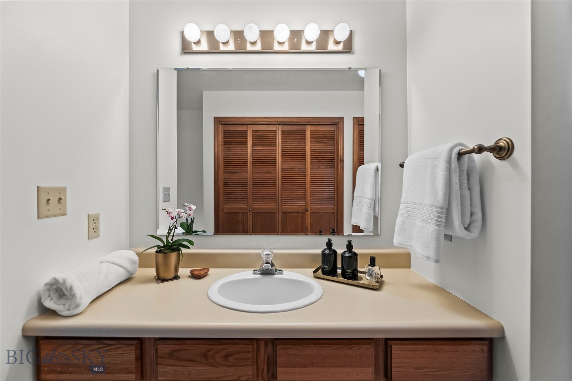 Woodbrook Townhome - Residential