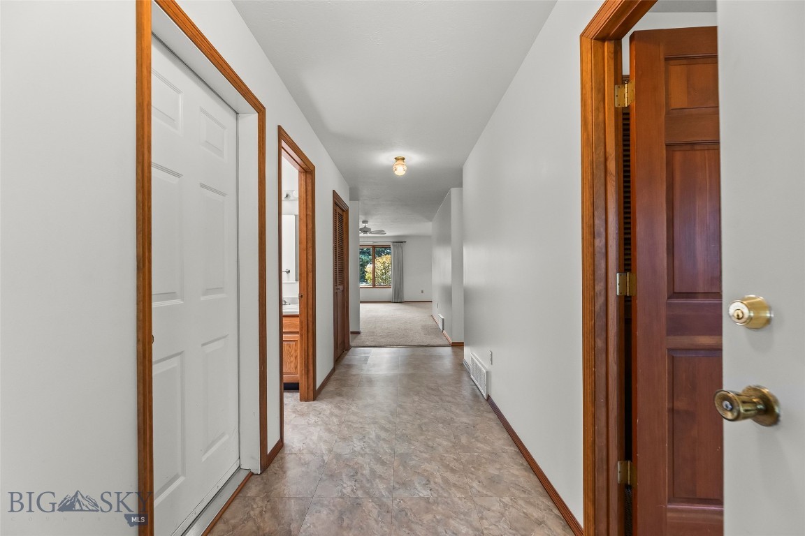 Woodbrook Townhome - Residential