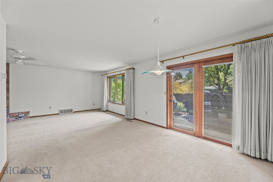 Woodbrook Townhome - Residential