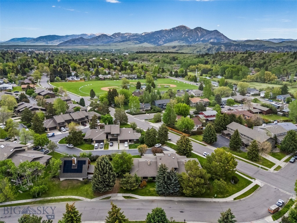 Woodbrook Townhome - Residential