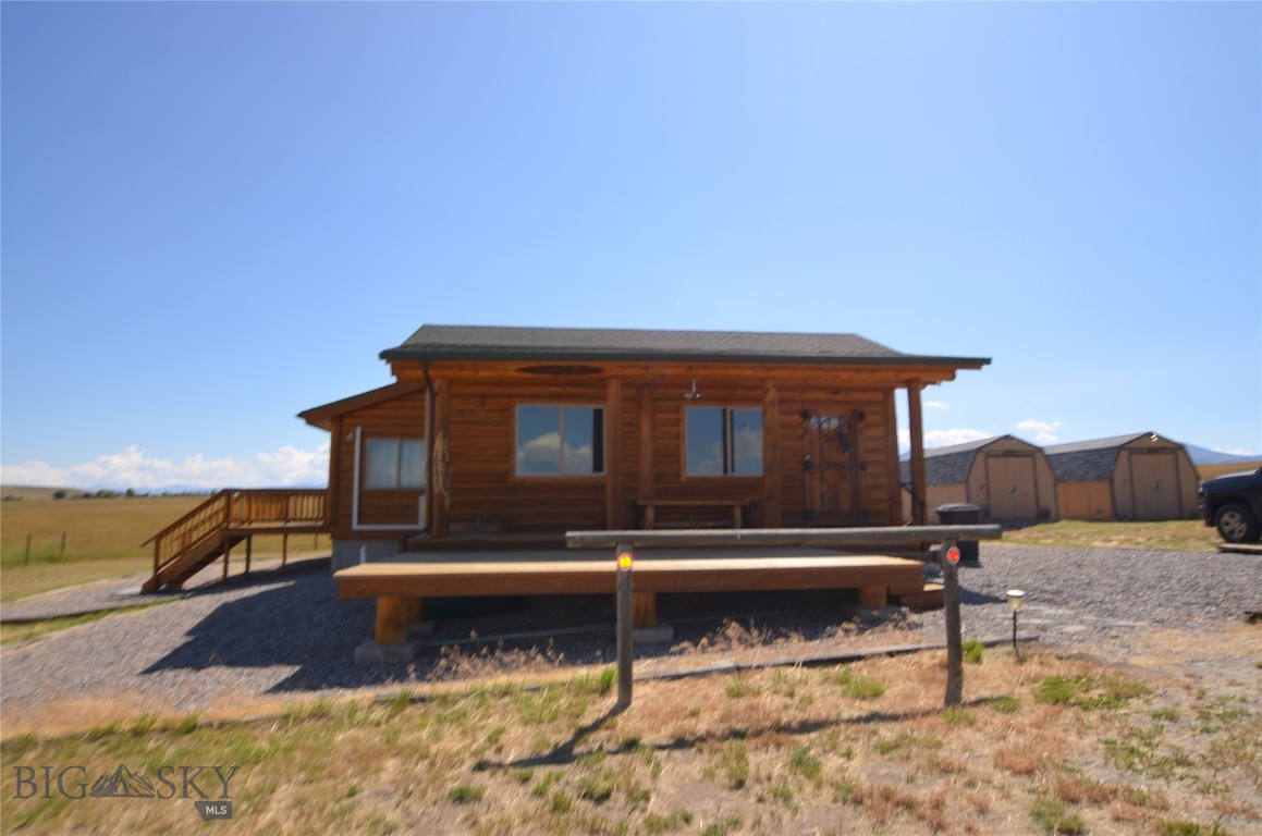 3919 Blacktail Road