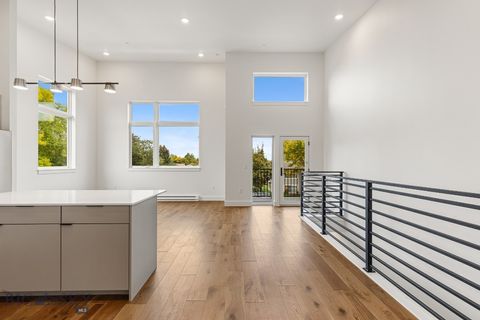Photo of 1608 W Beall Street #B, Bozeman, MT 59715 (MLS # 404677)