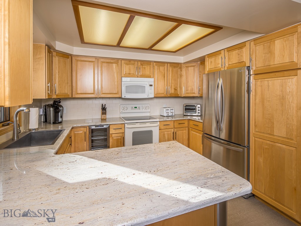 Beaverhead Condos - Residential