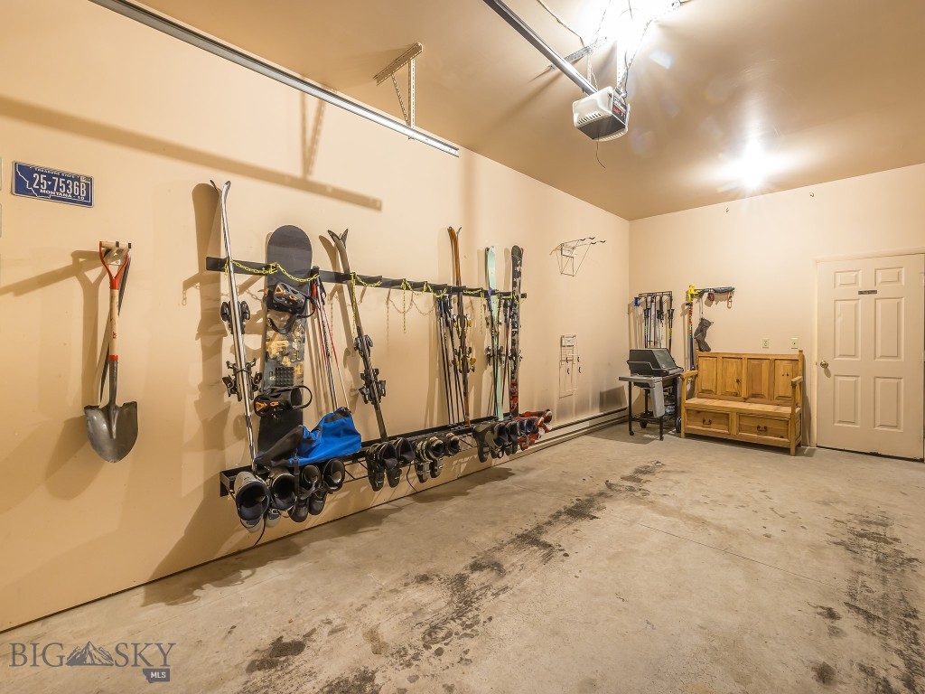 Beaverhead Condos - Residential