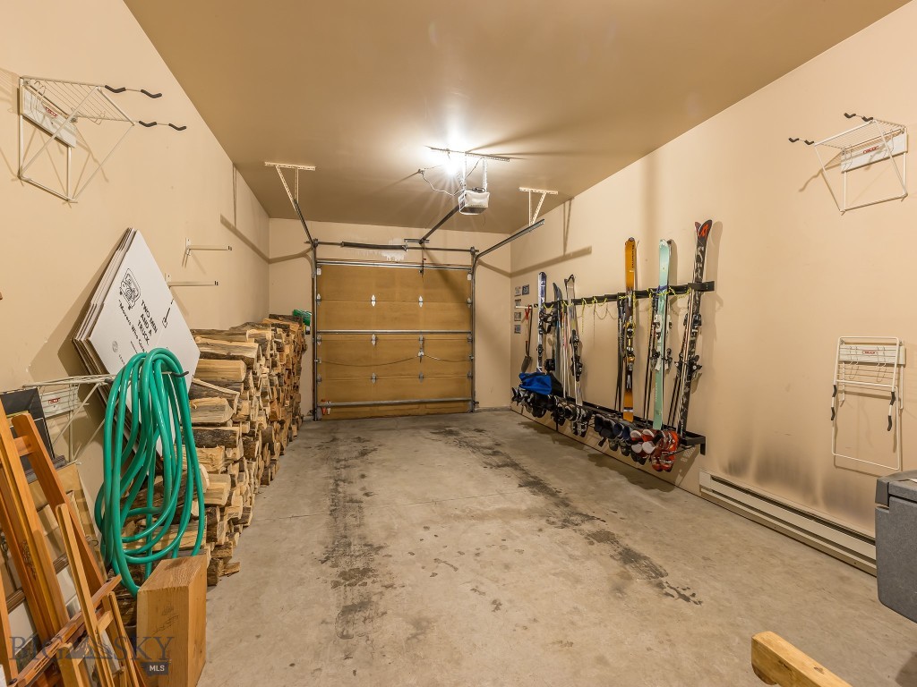 Beaverhead Condos - Residential