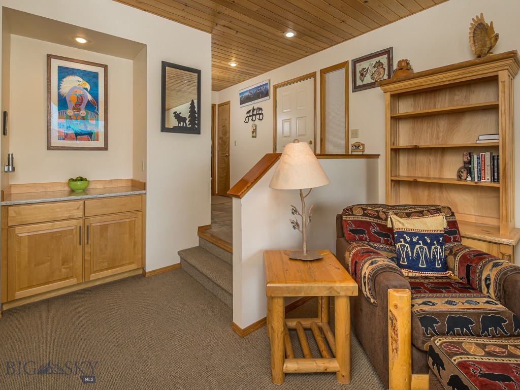 Beaverhead Condos - Residential