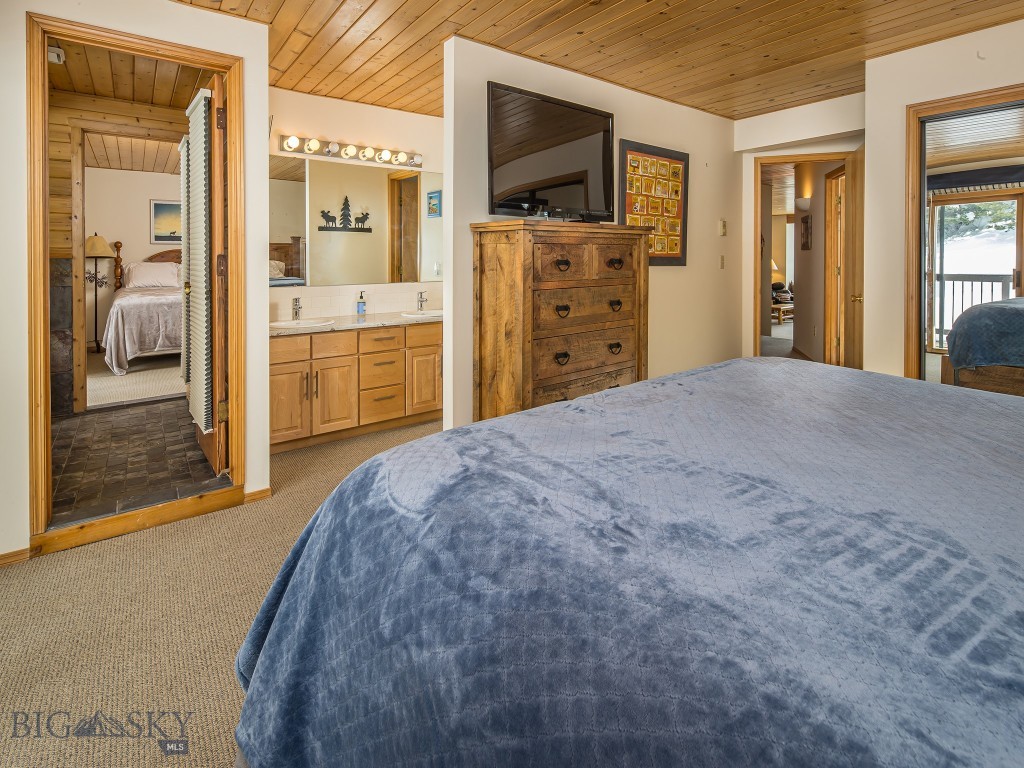 Beaverhead Condos - Residential