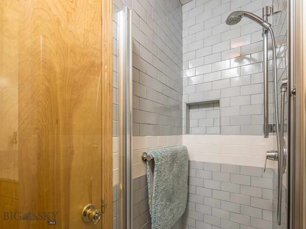 Beaverhead Condos - Residential