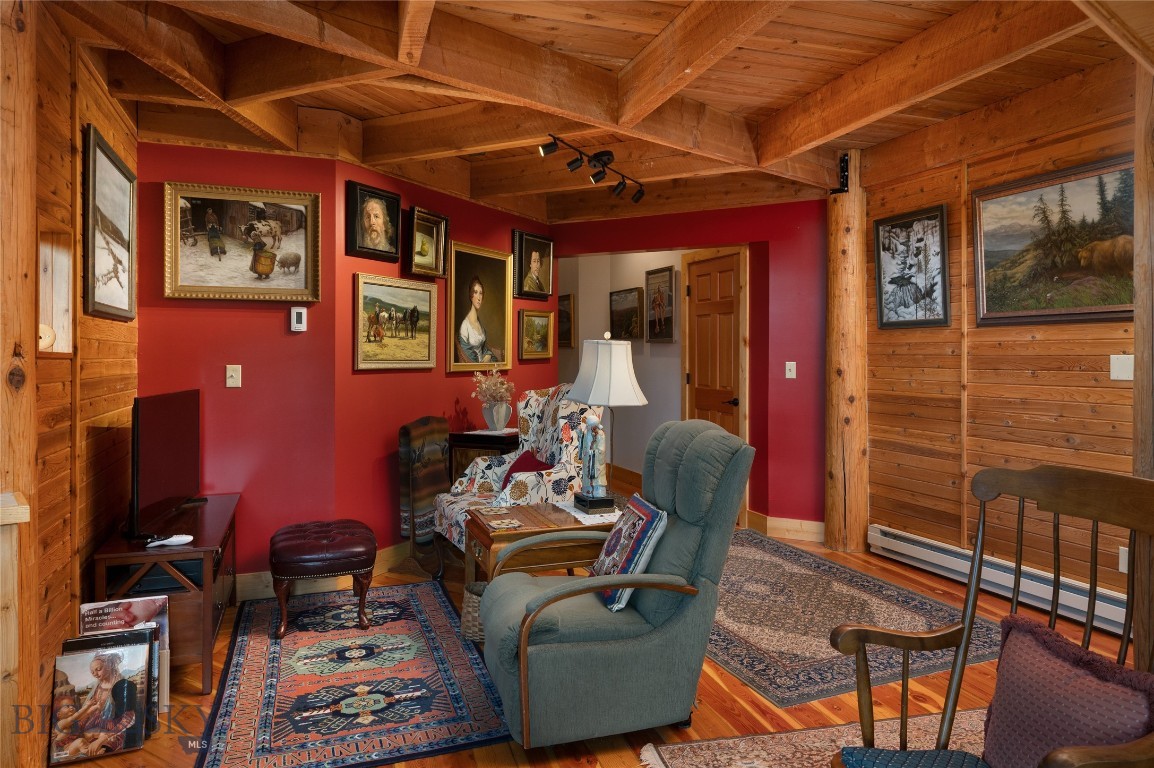 Quinn Creek Properties - Residential