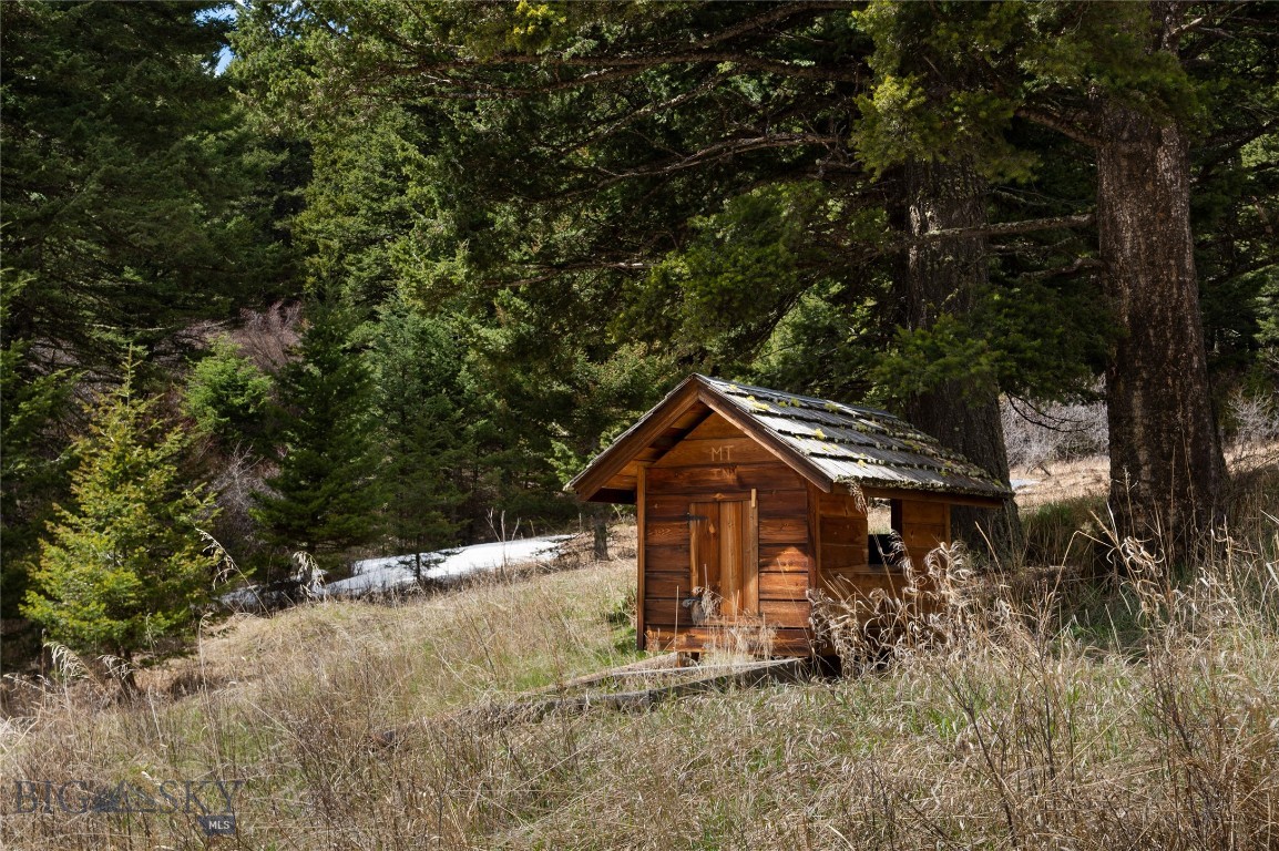 Quinn Creek Properties - Residential