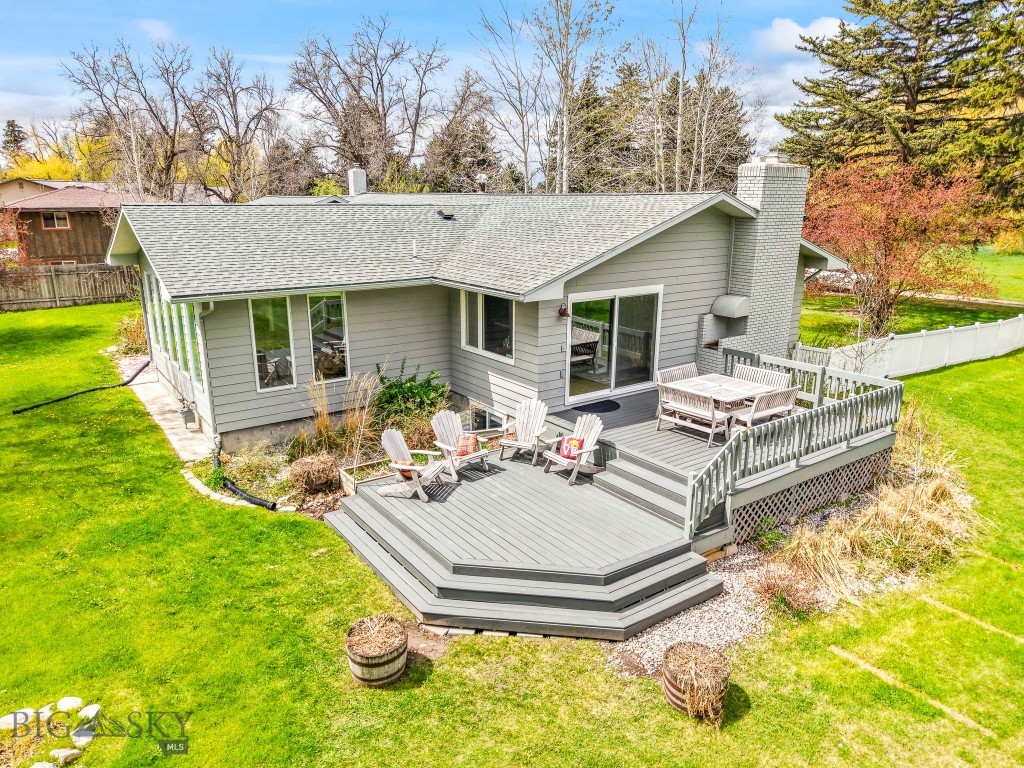 307 N 4th