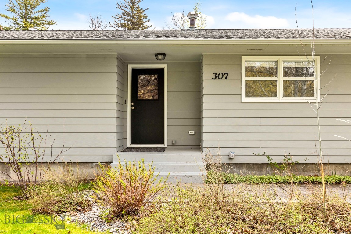 307 N 4th