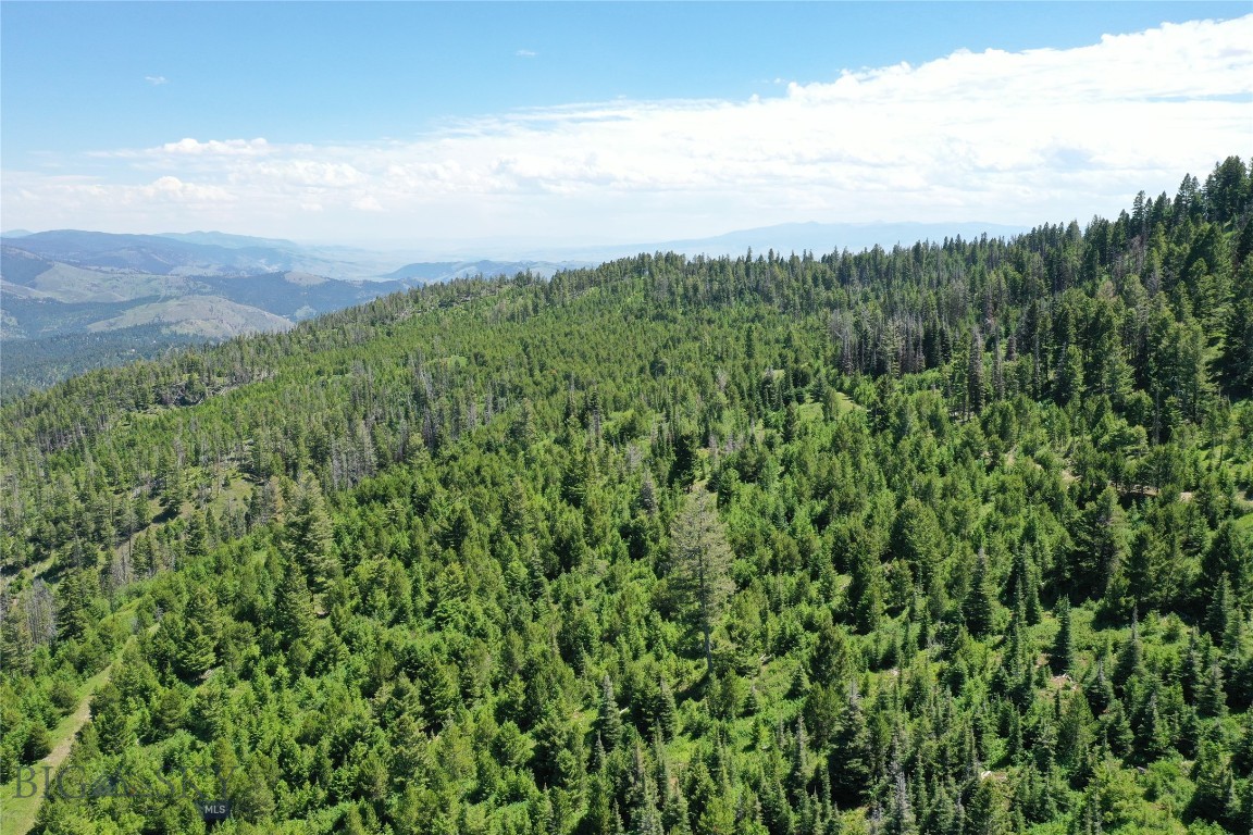 15 Garnet Range Tract