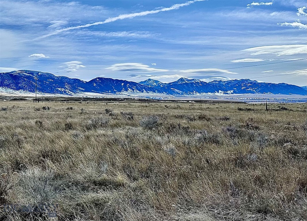 Shining Mountain West - Land