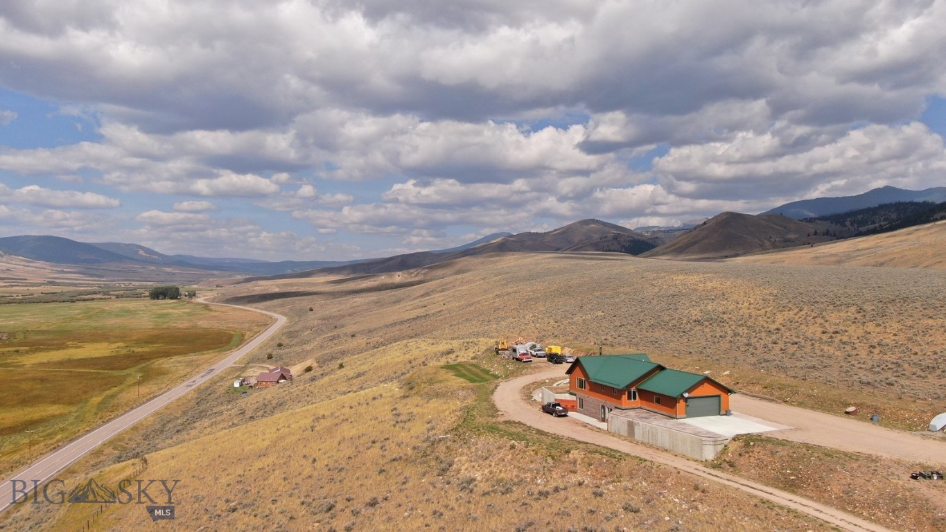 2900 Pioneer Mtns Scenic Byway