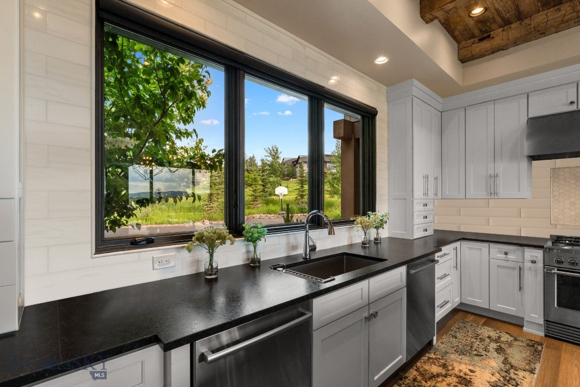 Greenhills Ranch - Residential