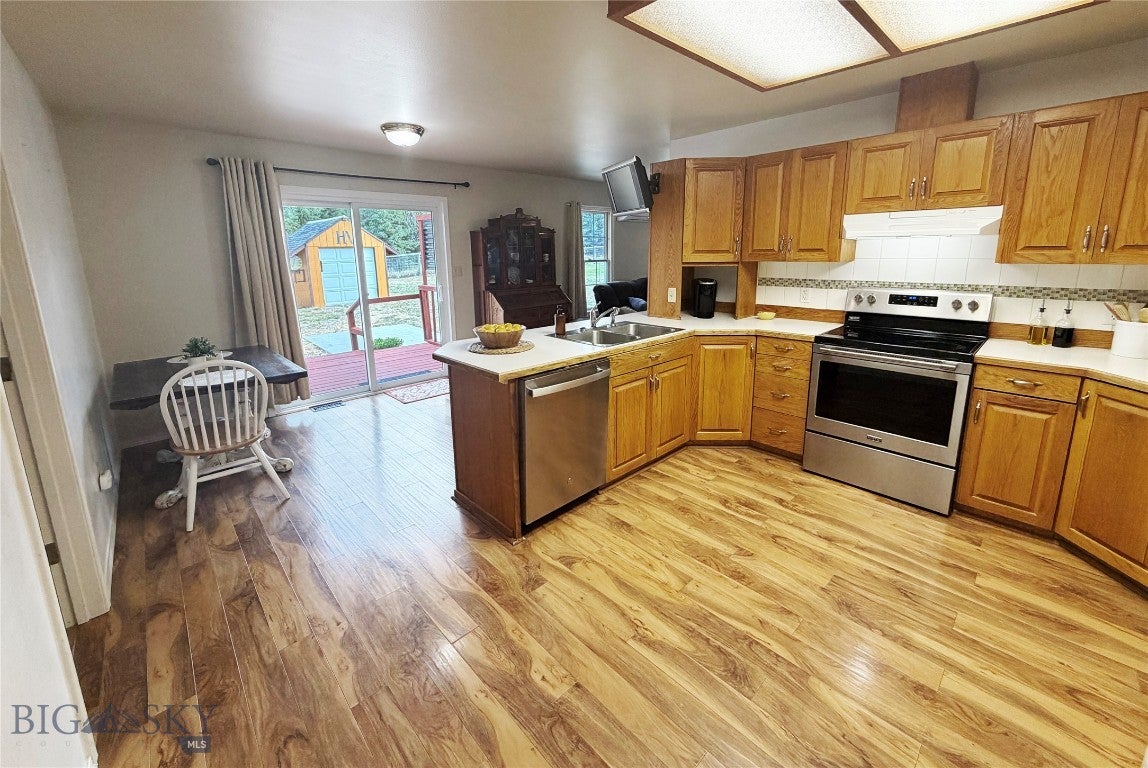 521 Centennial