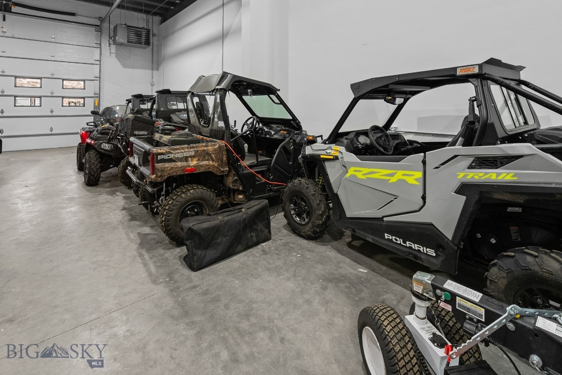 100 Blacksmith Loop H