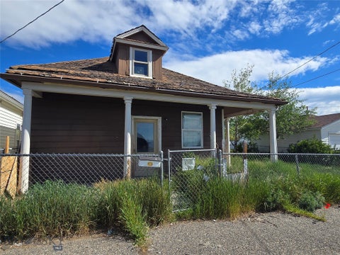 Photo of 17 W La Platte ST, Butte, MT 59701 (MLS # 412409)