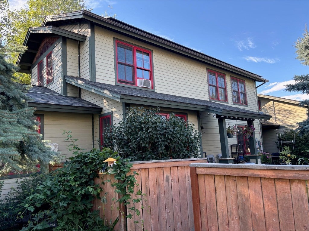 4605 W Babcock Street
