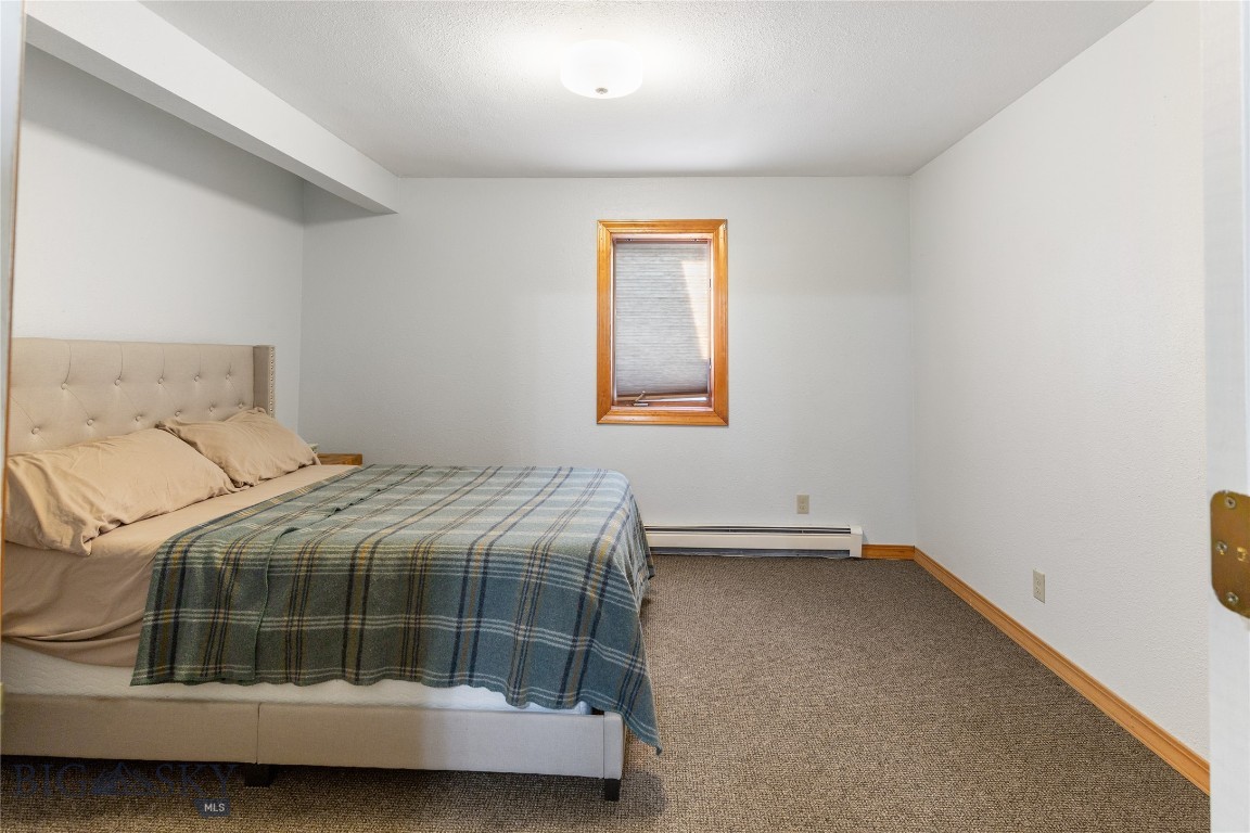 Butte, Montana 59701, United States, 5 Bedrooms Bedrooms, ,3 BathroomsBathrooms,Residential,Contingent,44680