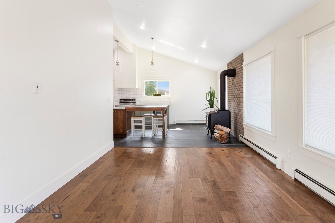 Butte, Montana 59701, United States, 5 Bedrooms Bedrooms, ,3 BathroomsBathrooms,Residential,Contingent,44680