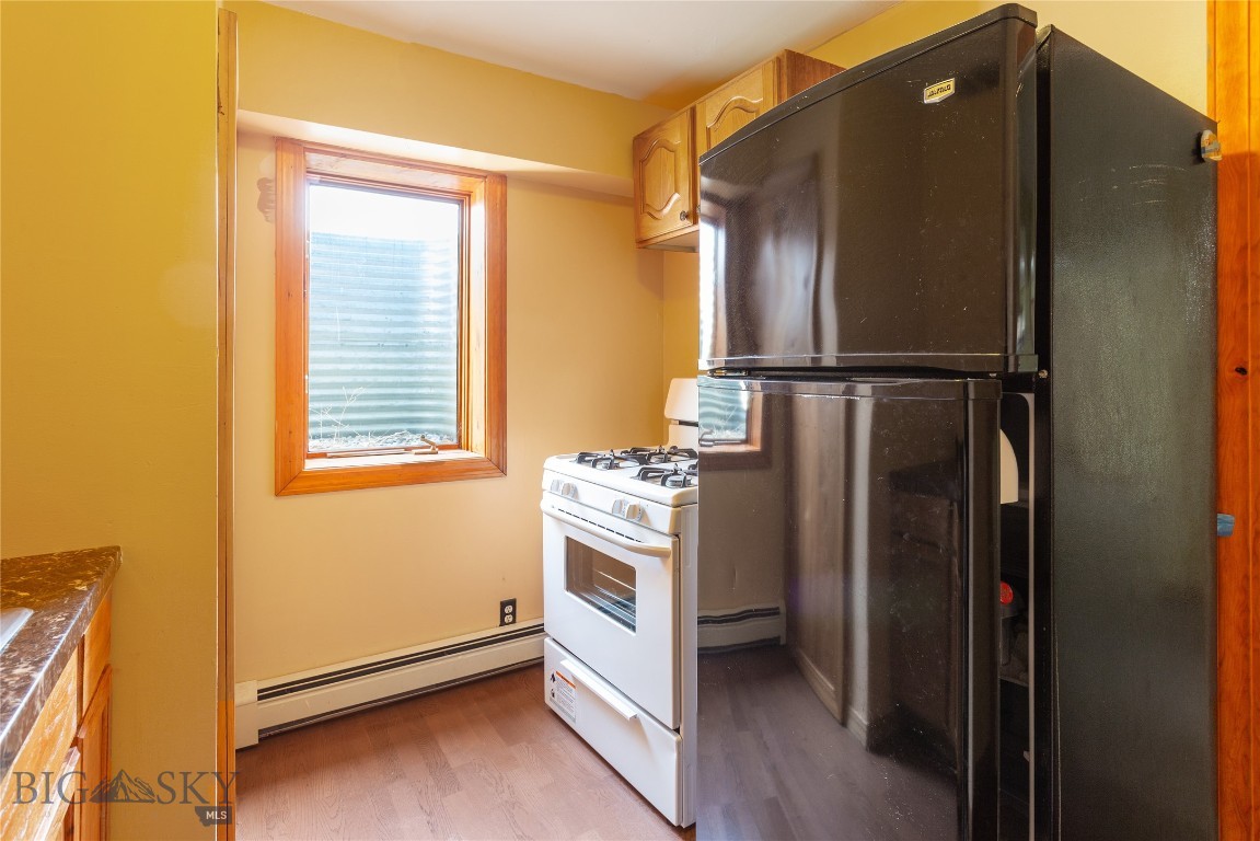 Butte, Montana 59701, United States, 5 Bedrooms Bedrooms, ,3 BathroomsBathrooms,Residential,Contingent,44680