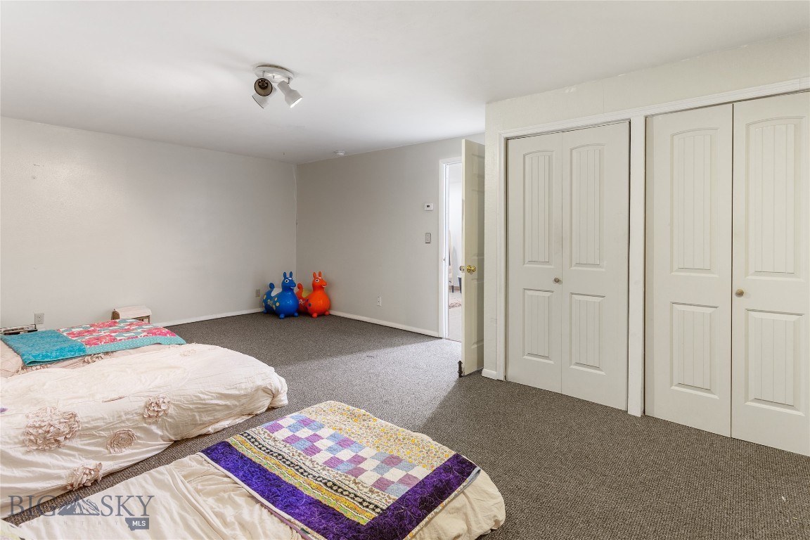 Butte, Montana 59701, United States, 5 Bedrooms Bedrooms, ,3 BathroomsBathrooms,Residential,Contingent,44680