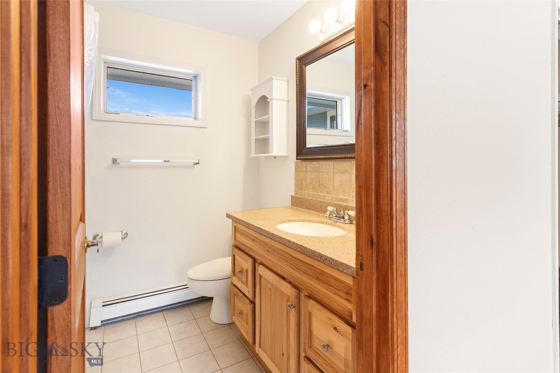 Butte, Montana 59701, United States, 5 Bedrooms Bedrooms, ,3 BathroomsBathrooms,Residential,Contingent,44680