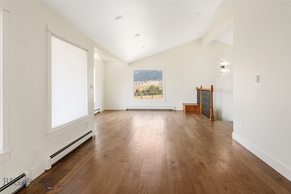 Butte, Montana 59701, United States, 5 Bedrooms Bedrooms, ,3 BathroomsBathrooms,Residential,Contingent,44680