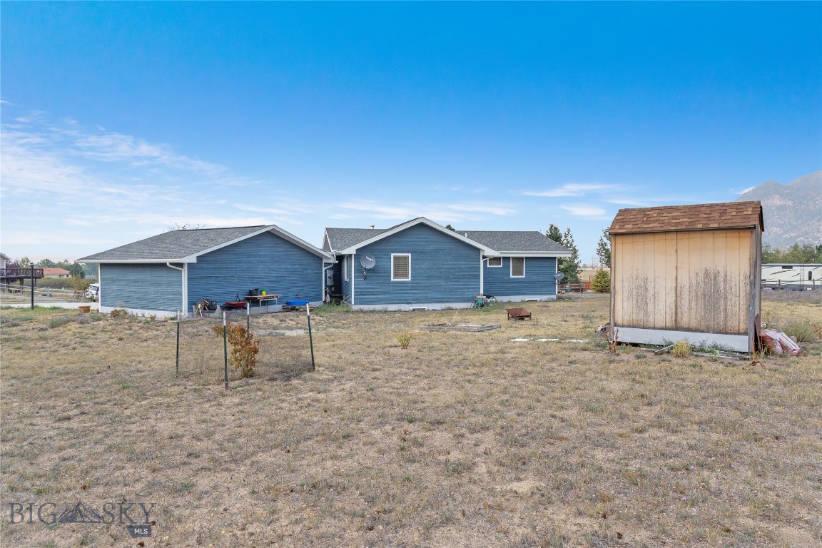 Butte, Montana 59701, United States, 5 Bedrooms Bedrooms, ,3 BathroomsBathrooms,Residential,Contingent,44680