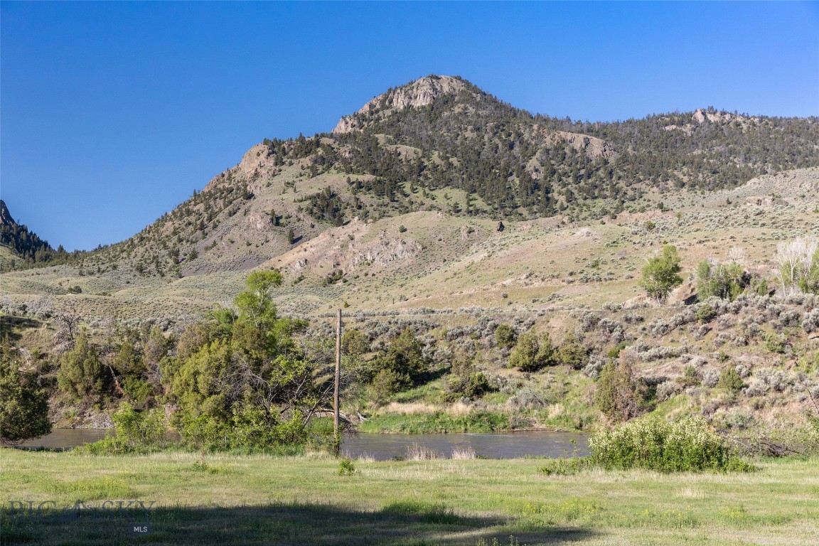Elk Park - Land
