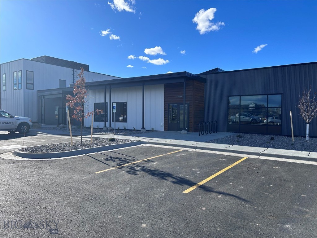 Nice new construction building in the growing Woodland Park subdivision just West of Bozeman off Huffine has individual salon spaces for lease. Only one space remains at 133 SF. Each space has countertops, cabinets and a sink. The six individual units will have access to a shared restroom, break area, and laundry room. Gross lease rate includes utilities and all NNN expenses. These spaces will be ideal for hair stylist, nail tech, massage, and many other complementary uses. Call today for rates and availability!