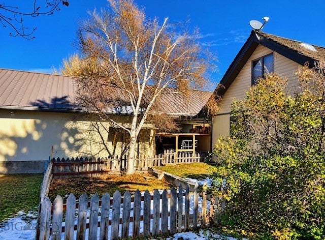 6 Laird Street