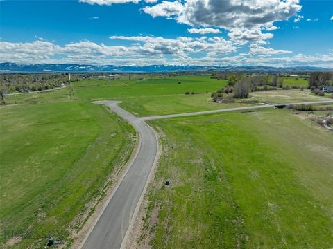 Photo of 17 Tailwater Drive, Bozeman, MT 59718 (MLS # 404900)