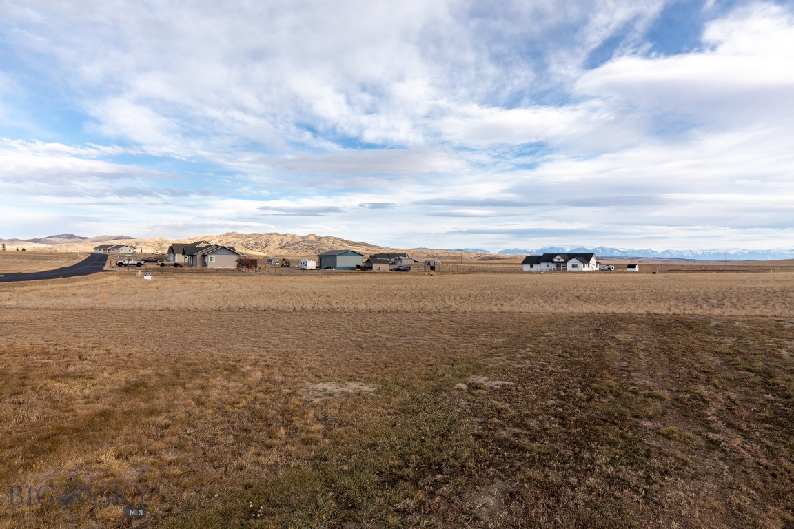 Wheatland Meadows - Residential