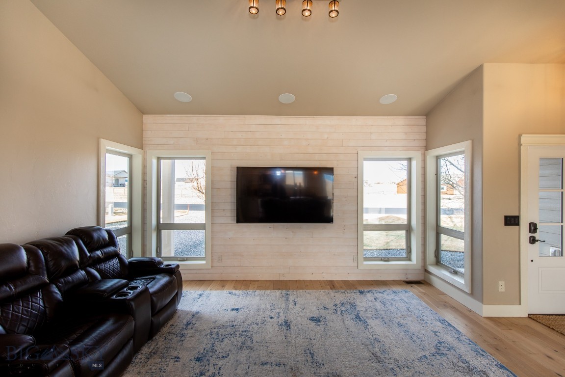 Wheatland Meadows - Residential