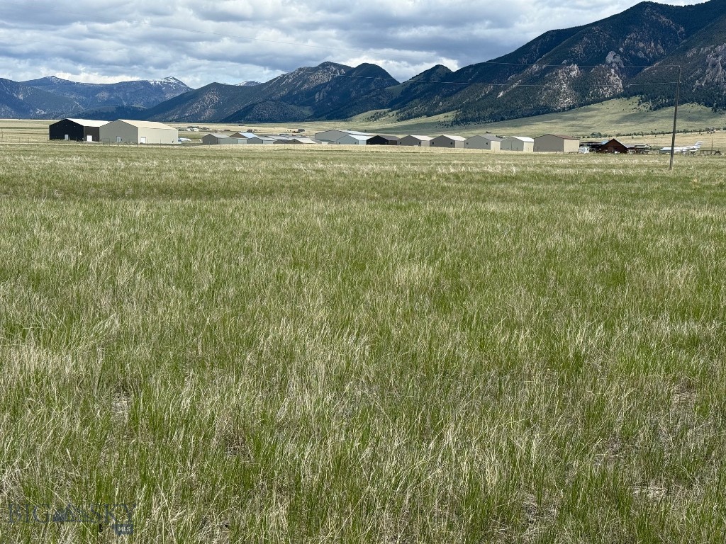 Shining Mountain Airpark - Land