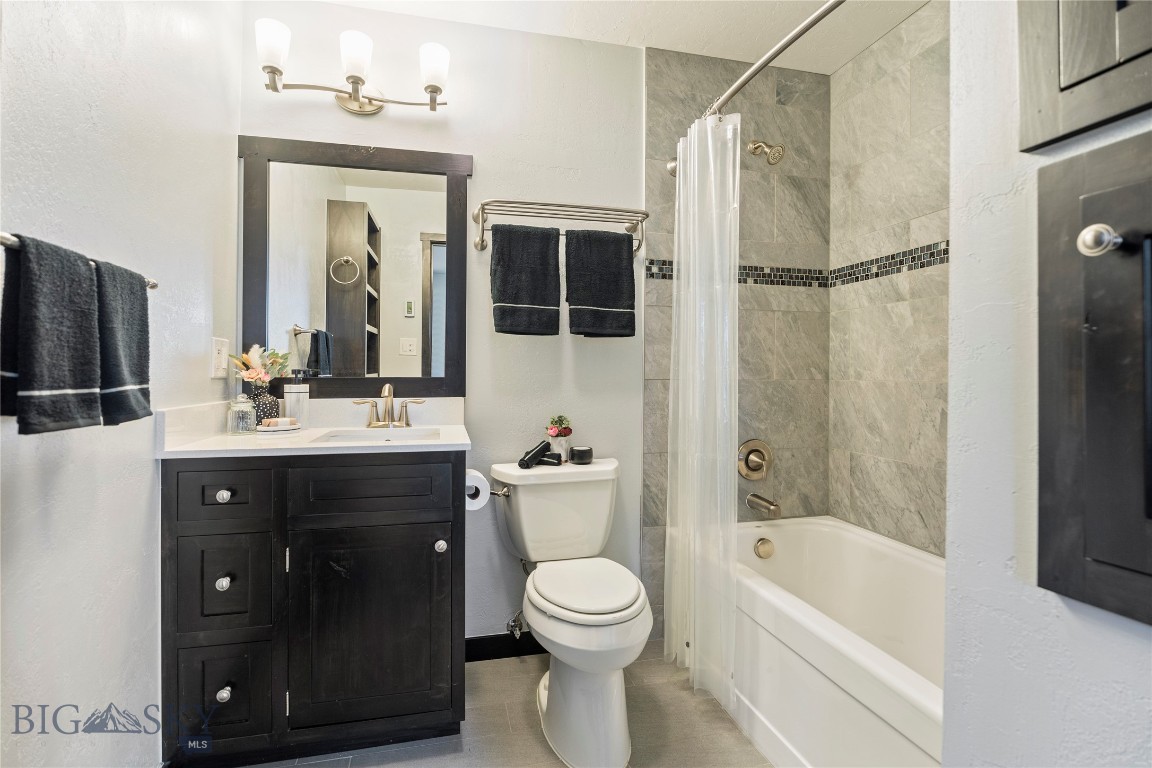 Helena, Montana 59601, United States, 4 Bedrooms Bedrooms, ,4 BathroomsBathrooms,Residential,Active,136561