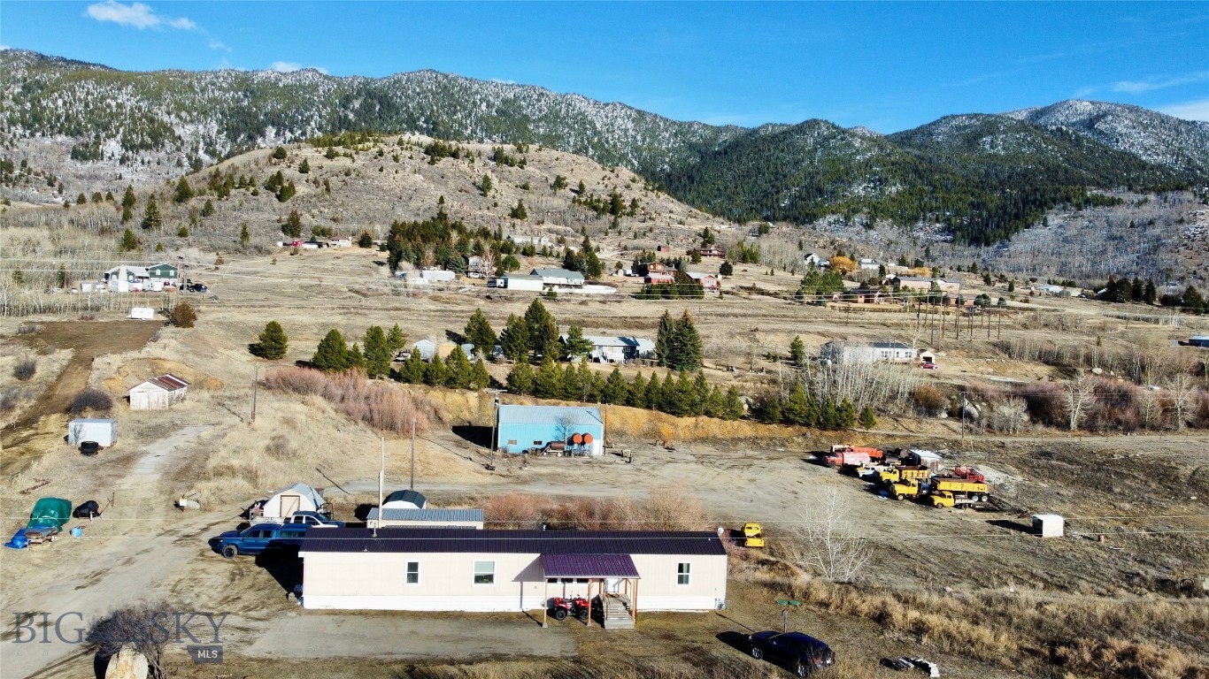 3320 Saddle Rock Road