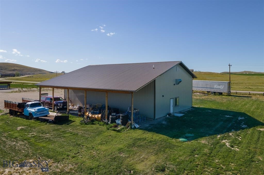 3 Rolling Prairie Way