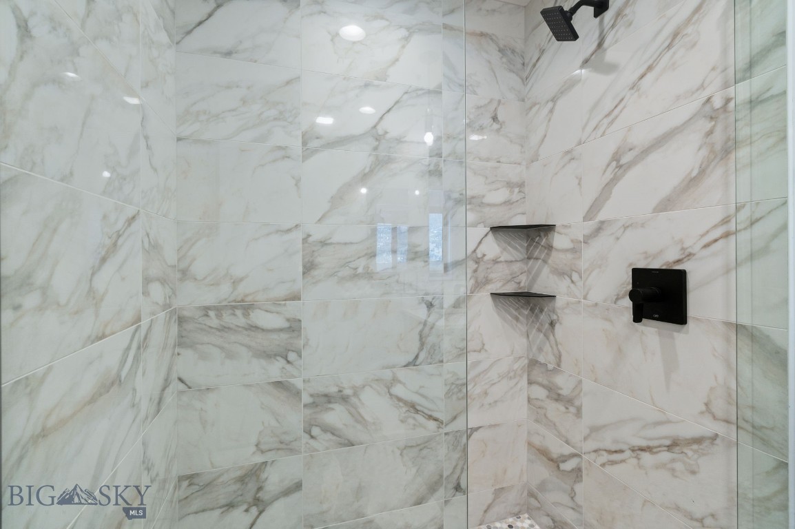 The Franklin Residences - Residential