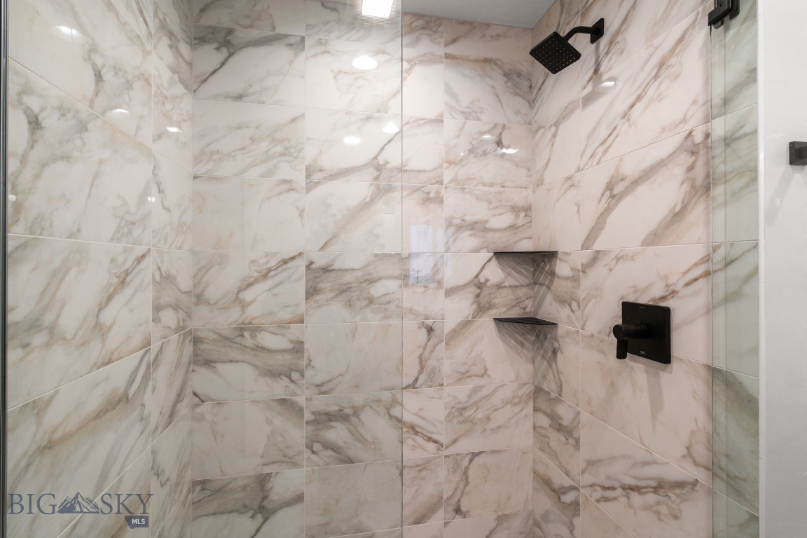 The Franklin Residences - Residential