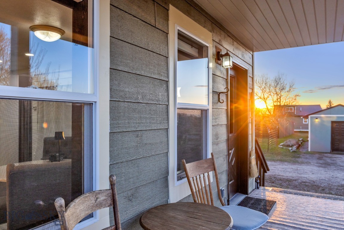 12977 Cottonwood Road