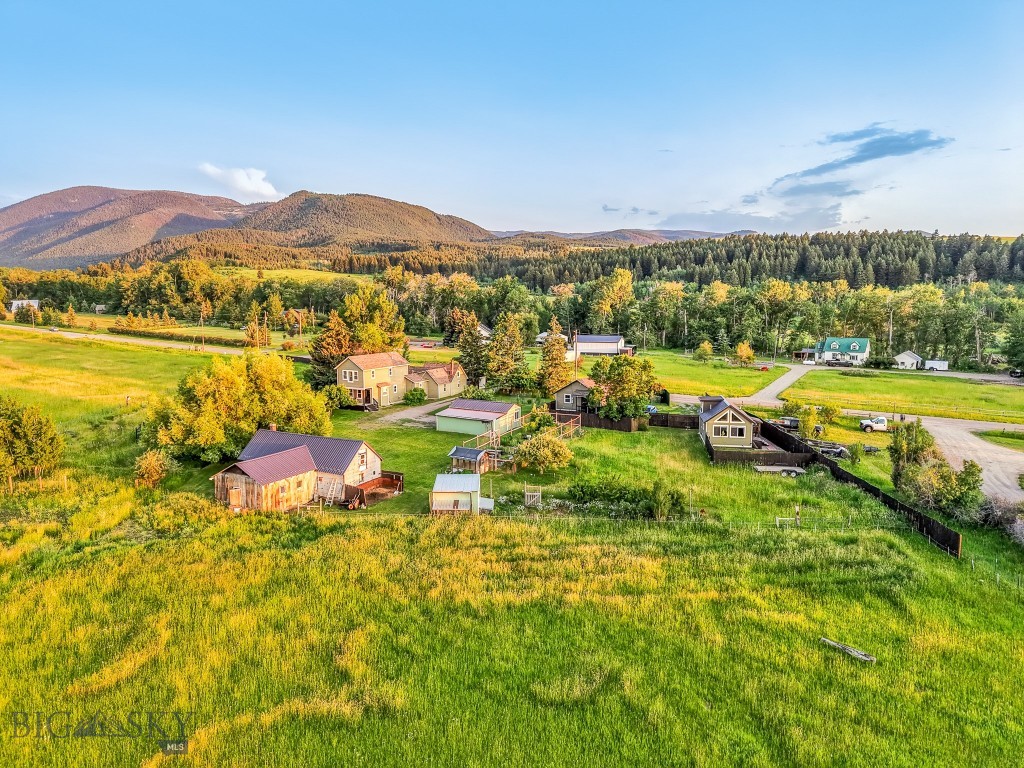 12977 Cottonwood Road