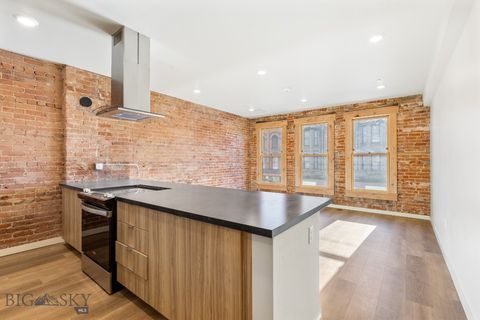 Photo of 59 E Park Street #205, Butte, MT 59701 (MLS # 399248)