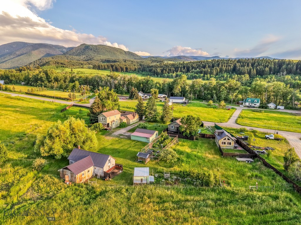 Hidden Valley - Commercial Sale