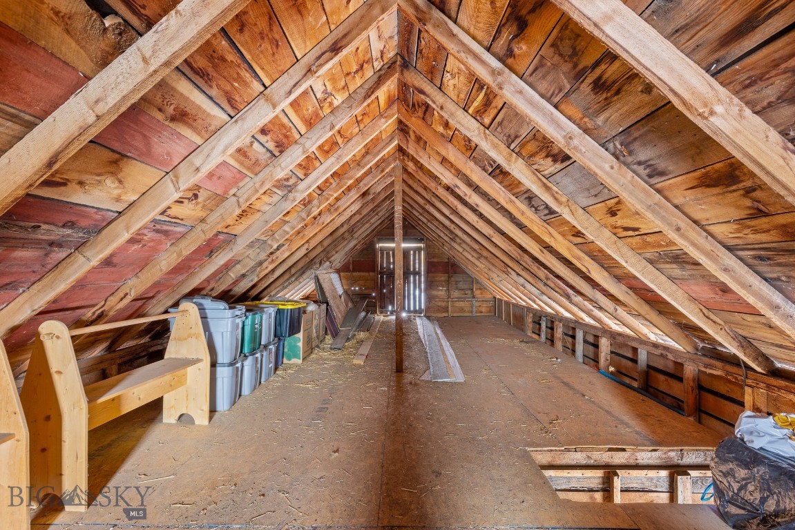 Hidden Valley - Commercial Sale